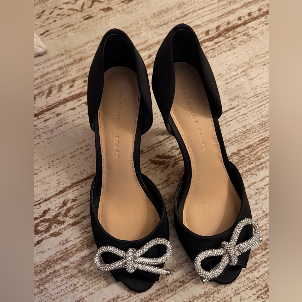Elegant Black Heels with Rhinestone Bow